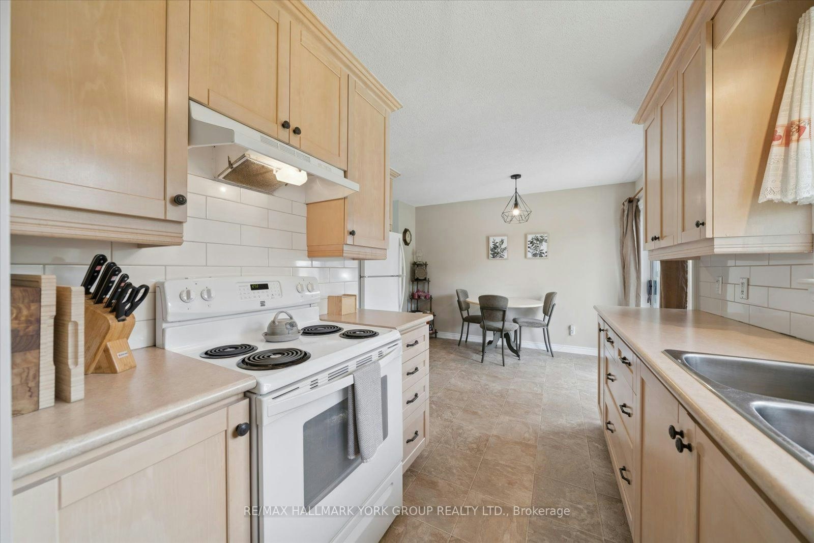 26 Georgina Street, Georgina, ON, L0E 1R0 - 17