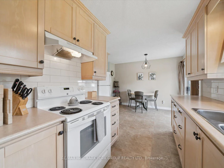 26 Georgina Street, Georgina, ON, L0E 1R0 - 17