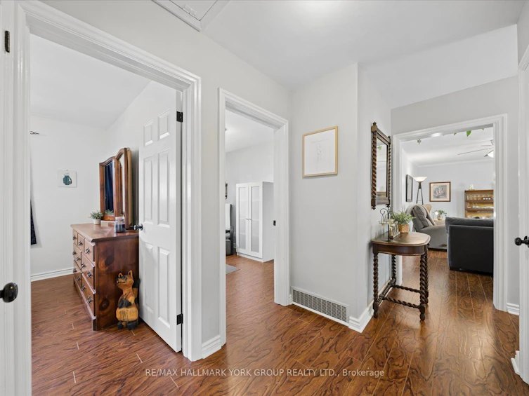 26 Georgina Street, Georgina, ON, L0E 1R0 - 29