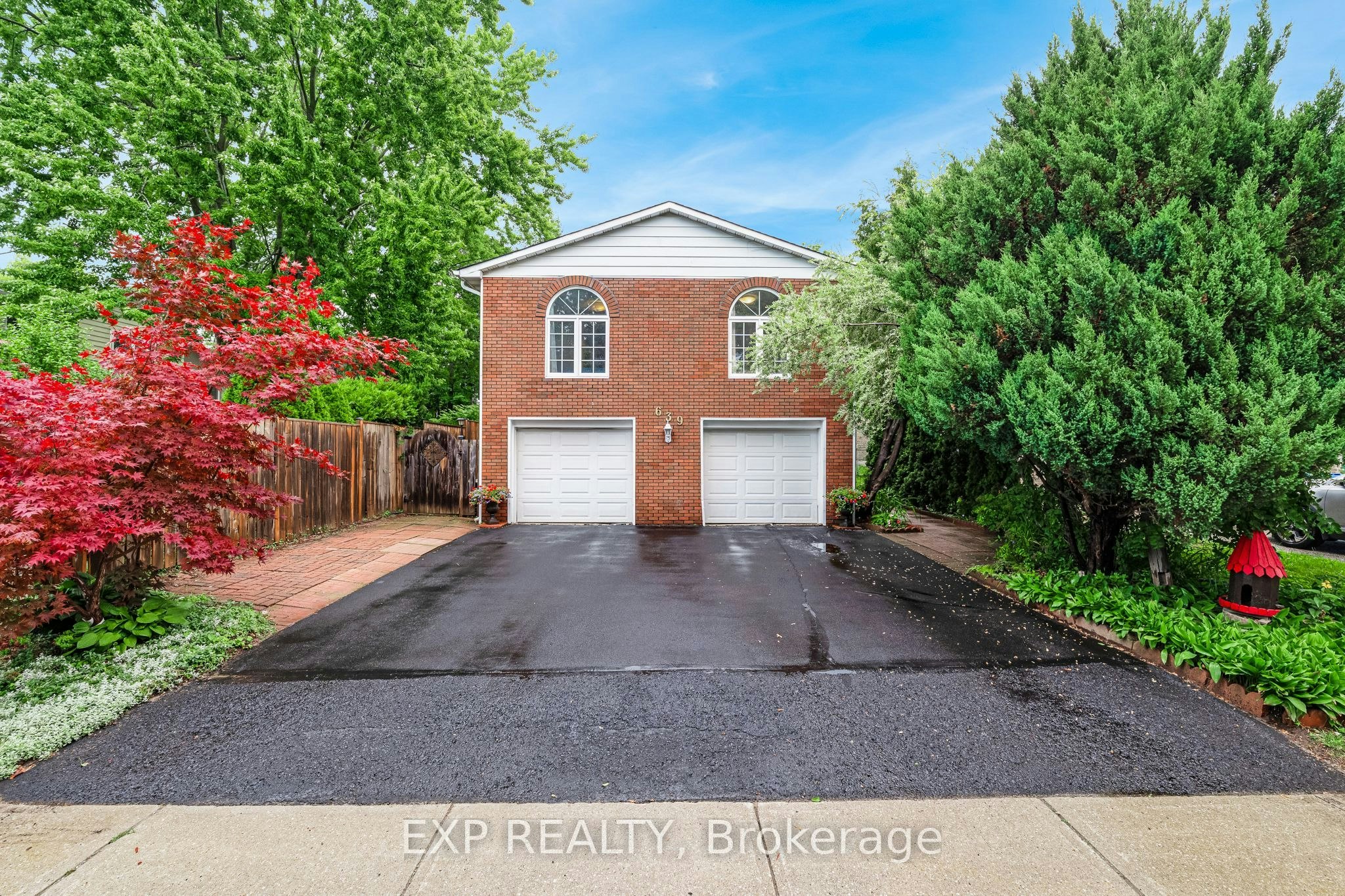 639 Irwin Crescent, Newmarket, ON, L3Y 5A1