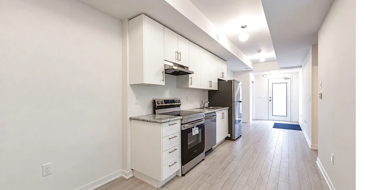 102-15100 Yonge Street, Aurora, ON, L4G 4C8 - 7
