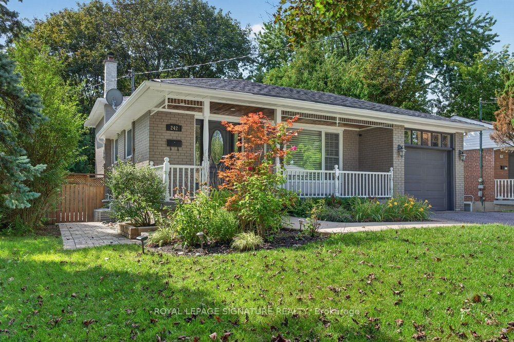 242 Altamira Road, Richmond Hill, ON, L4C 4E1