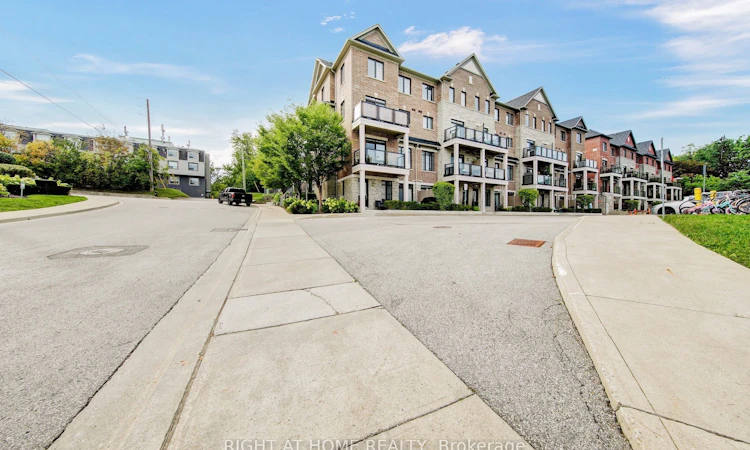 3-198 Pine Grove Road