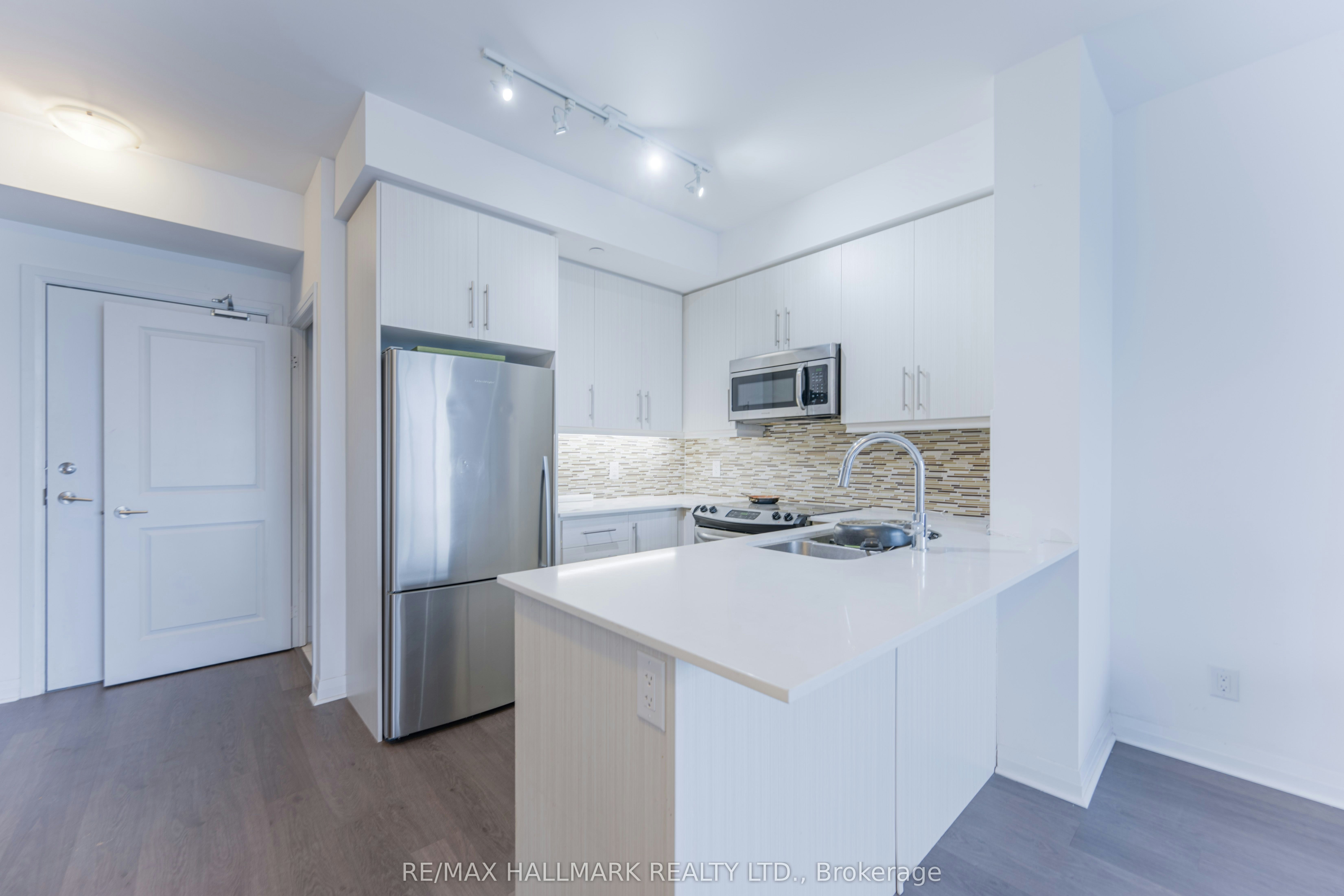 406-55 Oneida Crescent, Richmond Hill, ON, L4B 0E8 - 7
