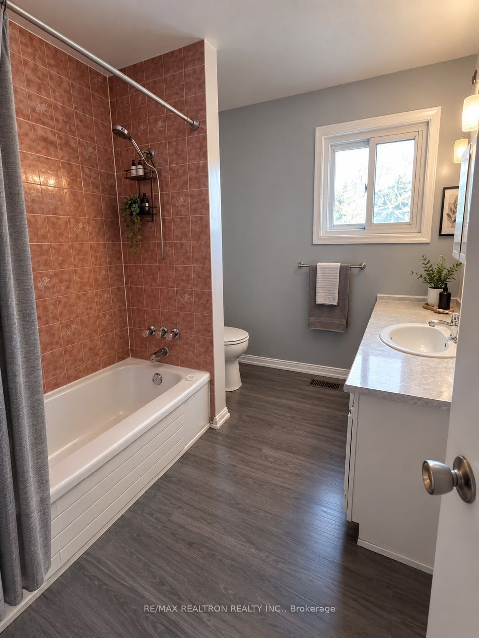 Upper-280 Hillcrest Road N, Georgina, ON, L4P 3C8 - 12