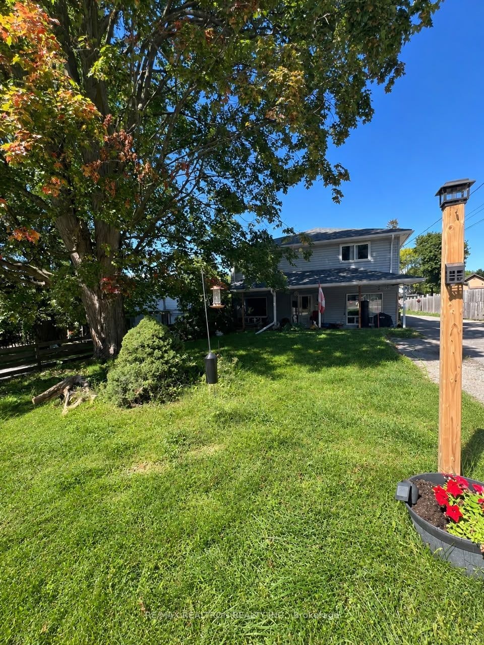 Upper-280 Hillcrest Road N, Georgina, ON, L4P 3C8
