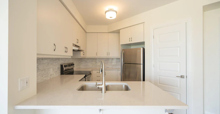 612-58 Adam Sellers Street, Markham, ON, L6B 1M5 - 6