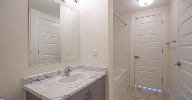 612-58 Adam Sellers Street, Markham, ON, L6B 1M5 - 10