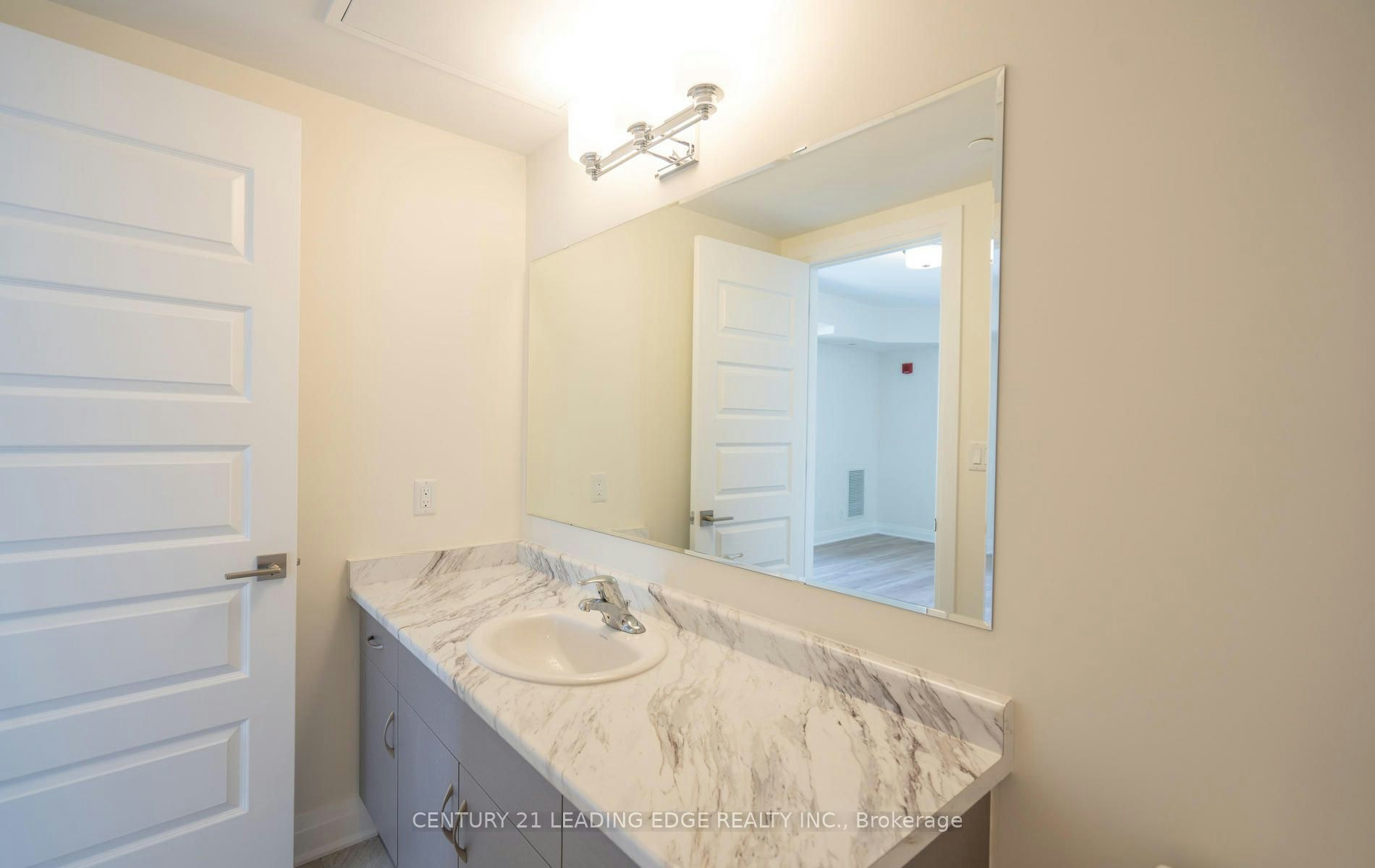 612-58 Adam Sellers Street, Markham, ON, L6B 1M5 - 11