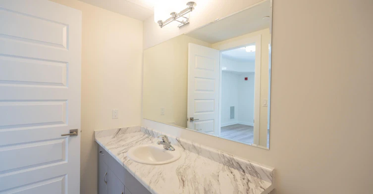 612-58 Adam Sellers Street, Markham, ON, L6B 1M5 - 11