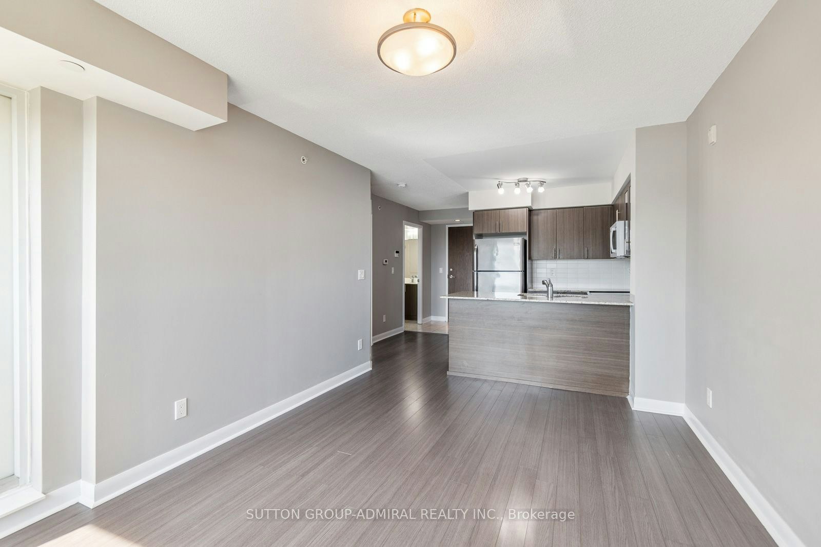 412-75 Norman Bethune Avenue, Richmond Hill, ON, L4B 0B6 - 9