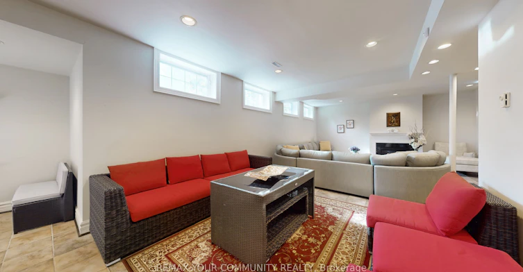 22 Valloncliffe Road, Markham, ON, L3T 2W8 - 35