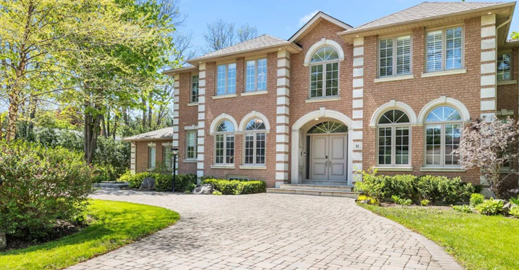 22 Valloncliffe Road, Markham, ON, L3T 2W8