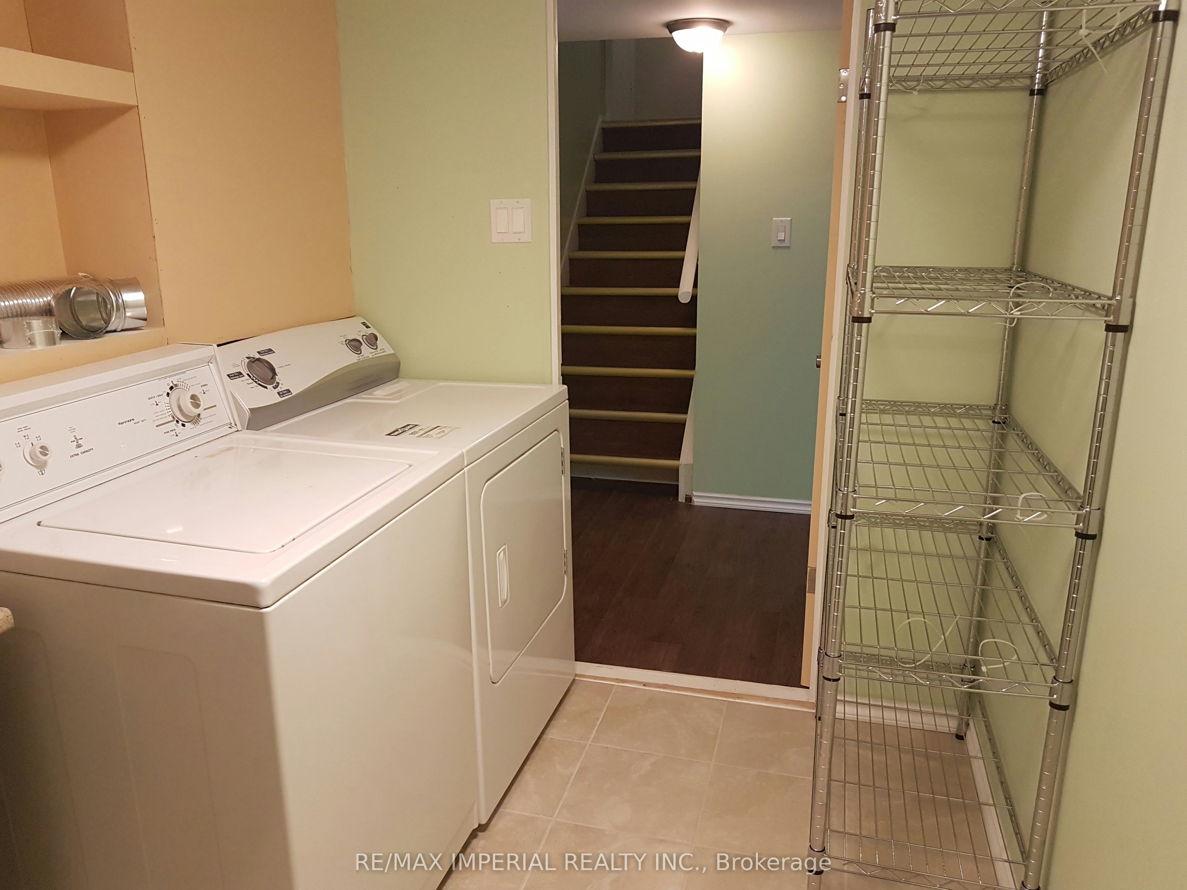 110 Patterson Street, Newmarket, ON, L3Y 4Y8 - 6