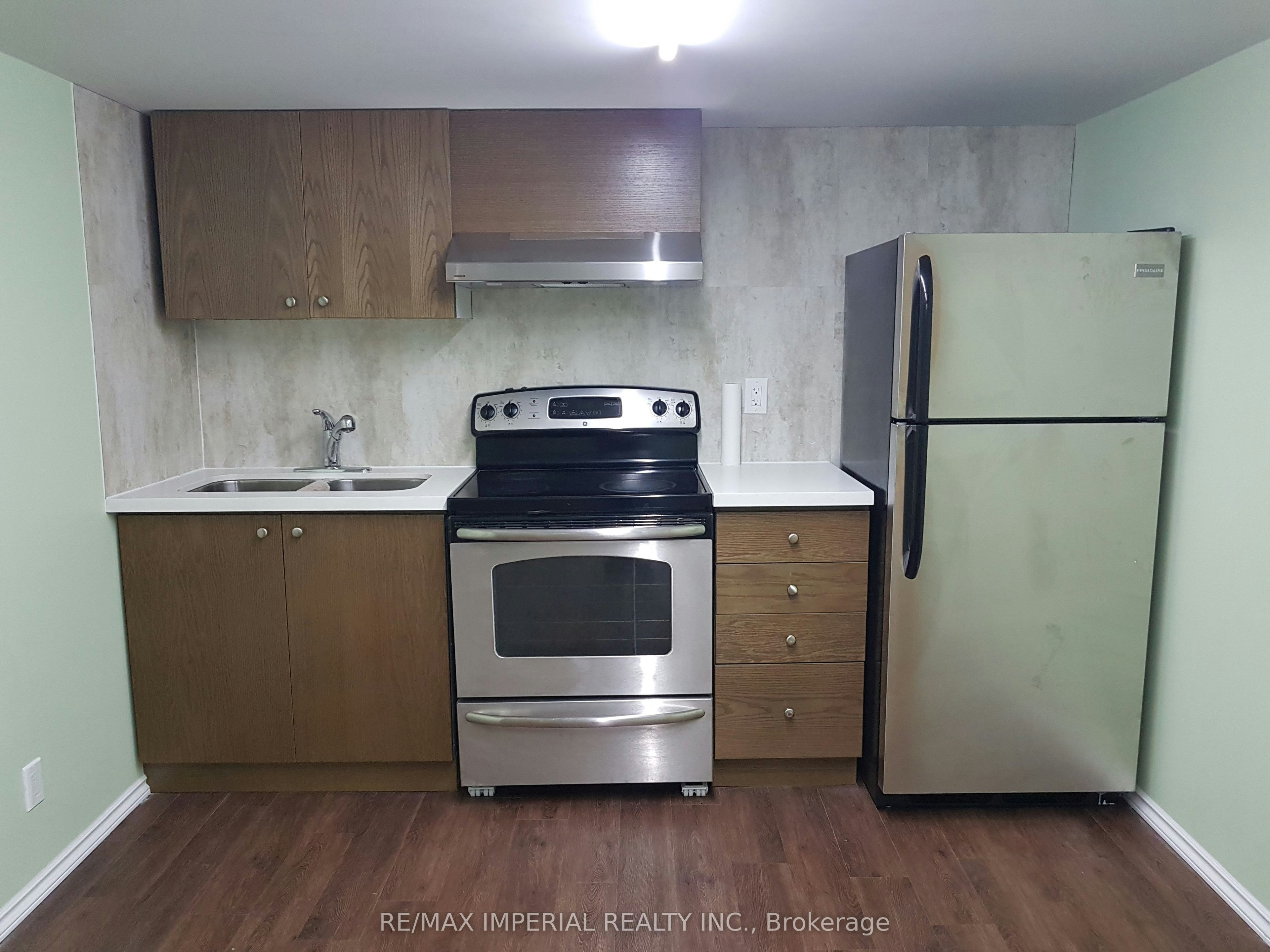 110 Patterson Street, Newmarket, ON, L3Y 4Y8 - 3