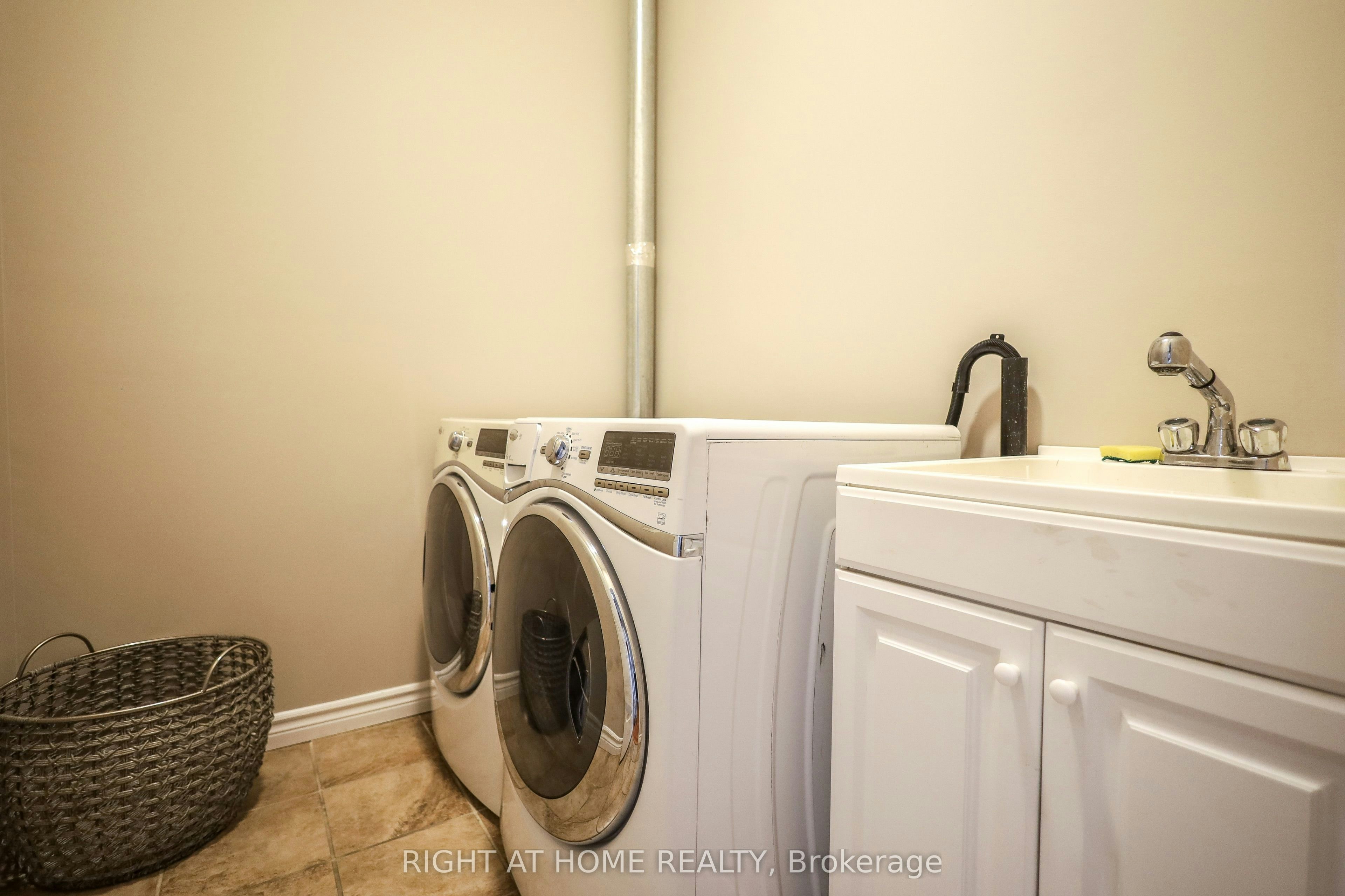 Main-885 Adams Road, Innisfil, ON, L9S 4C9 - 39