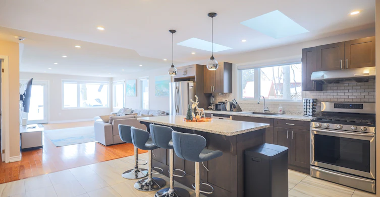 Main-885 Adams Road, Innisfil, ON, L9S 4C9 - 4