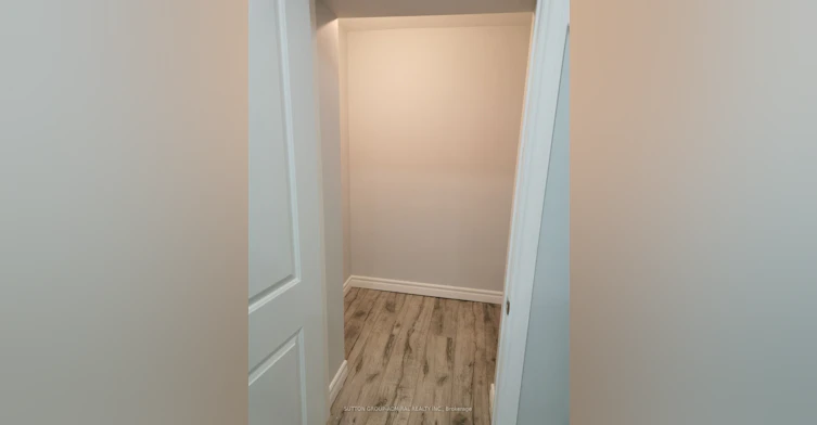 339 Brownridge Drive, Vaughan, ON, L4J 5X1 - 8