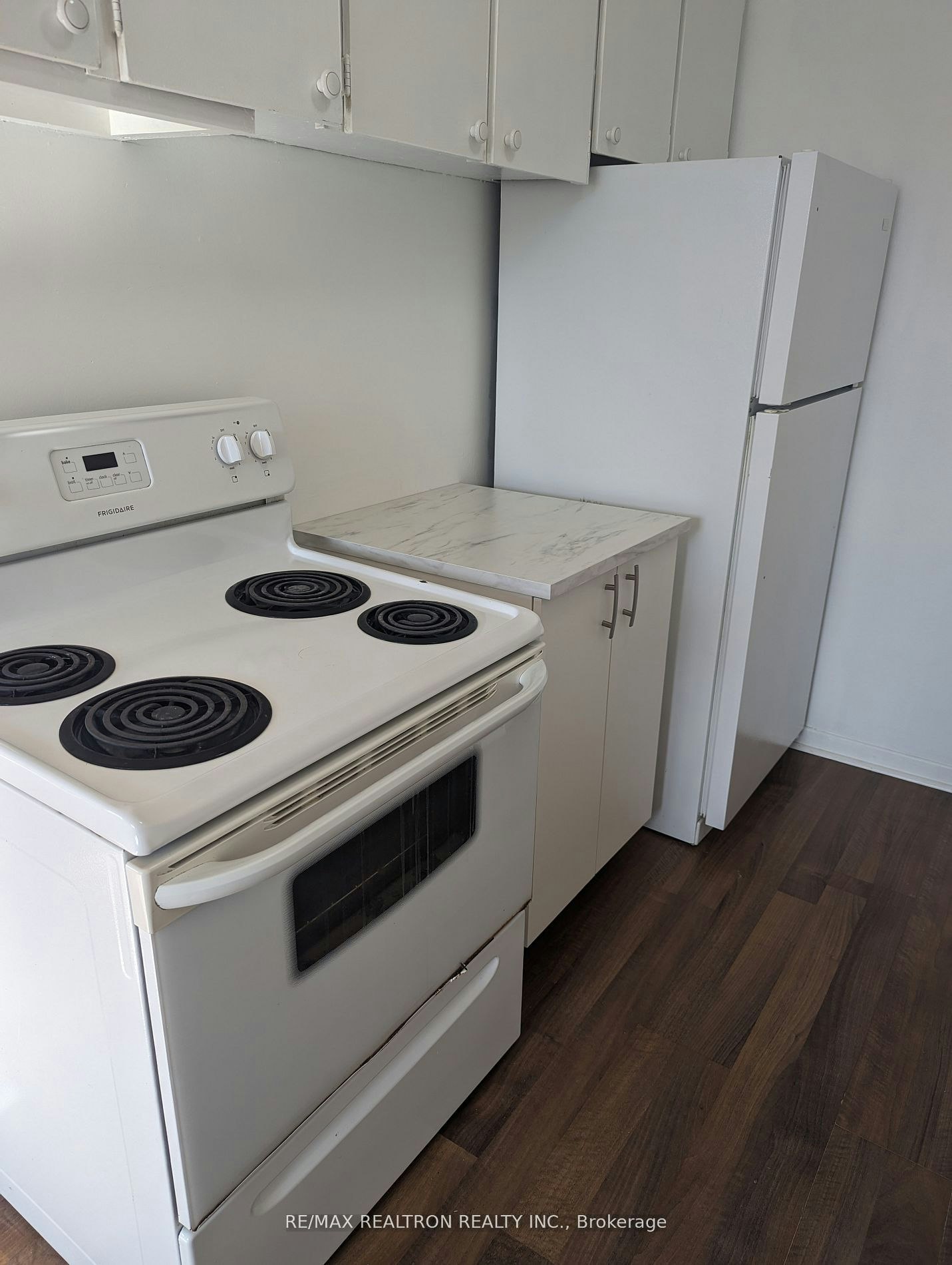 16-41 Huron Heights Drive, Newmarket, ON, L3Y 3J8 - 3