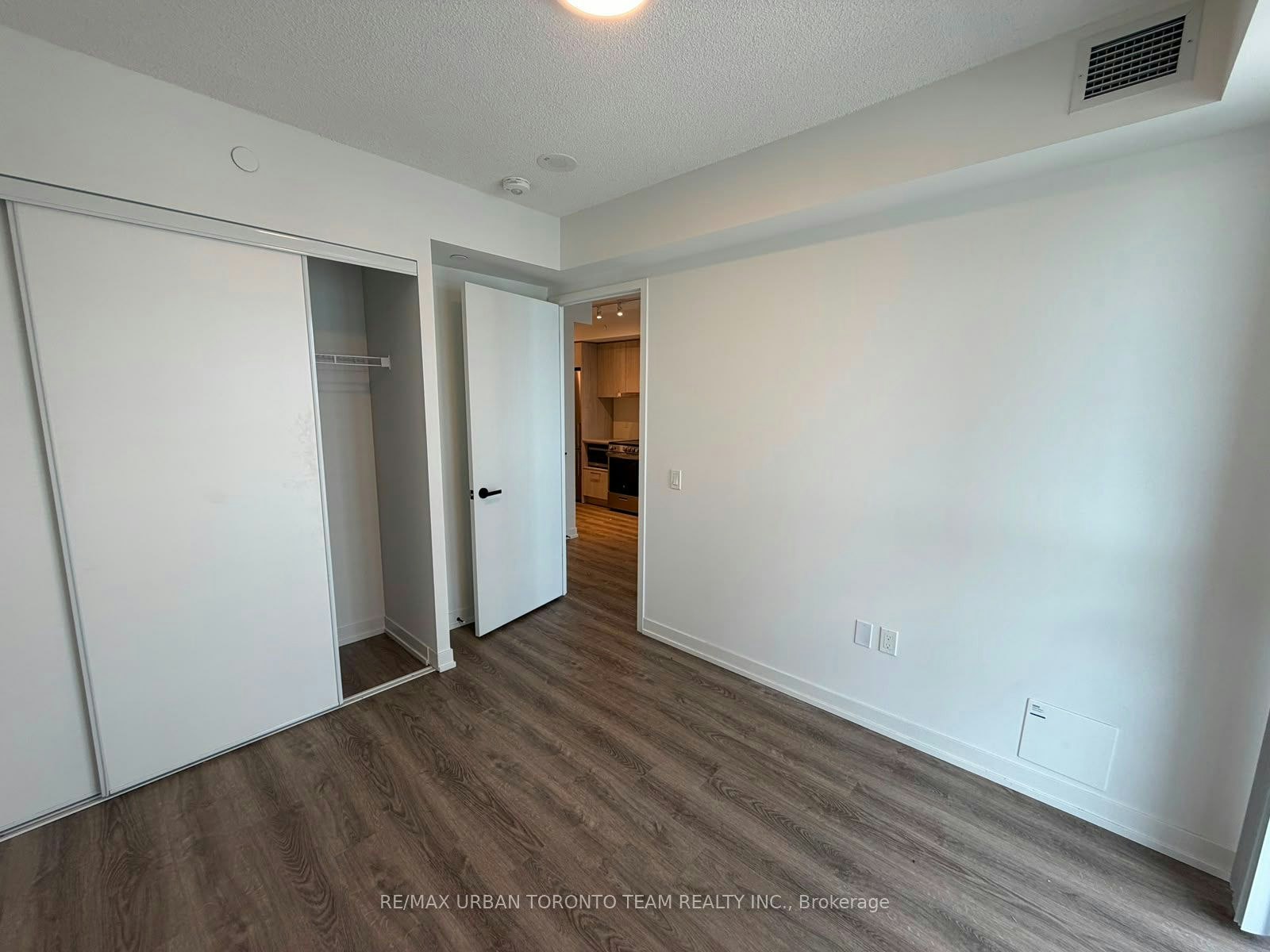 1702-195 Commerce Street, Vaughan, ON, L4K 0P9 - 7