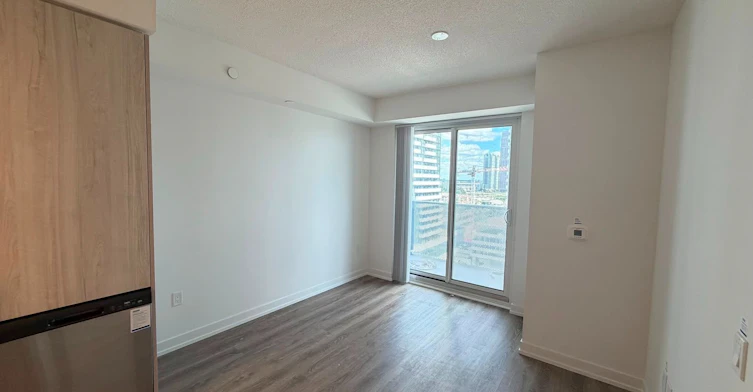 1702-195 Commerce Street, Vaughan, ON, L4K 0P9 - 4
