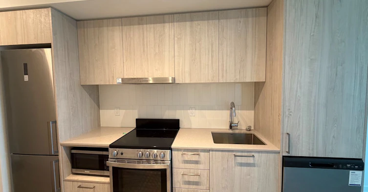 1702-195 Commerce Street, Vaughan, ON, L4K 0P9 - 5