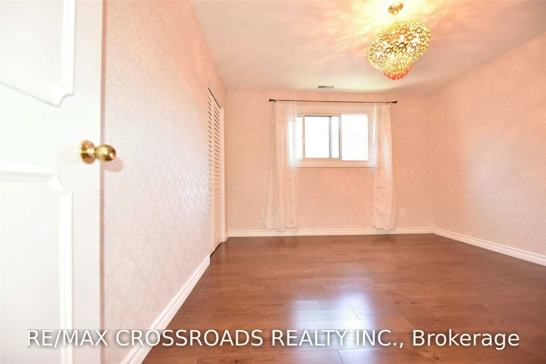 52 Emmeloord Crescent, Markham, ON, L3R 1P8 - 10