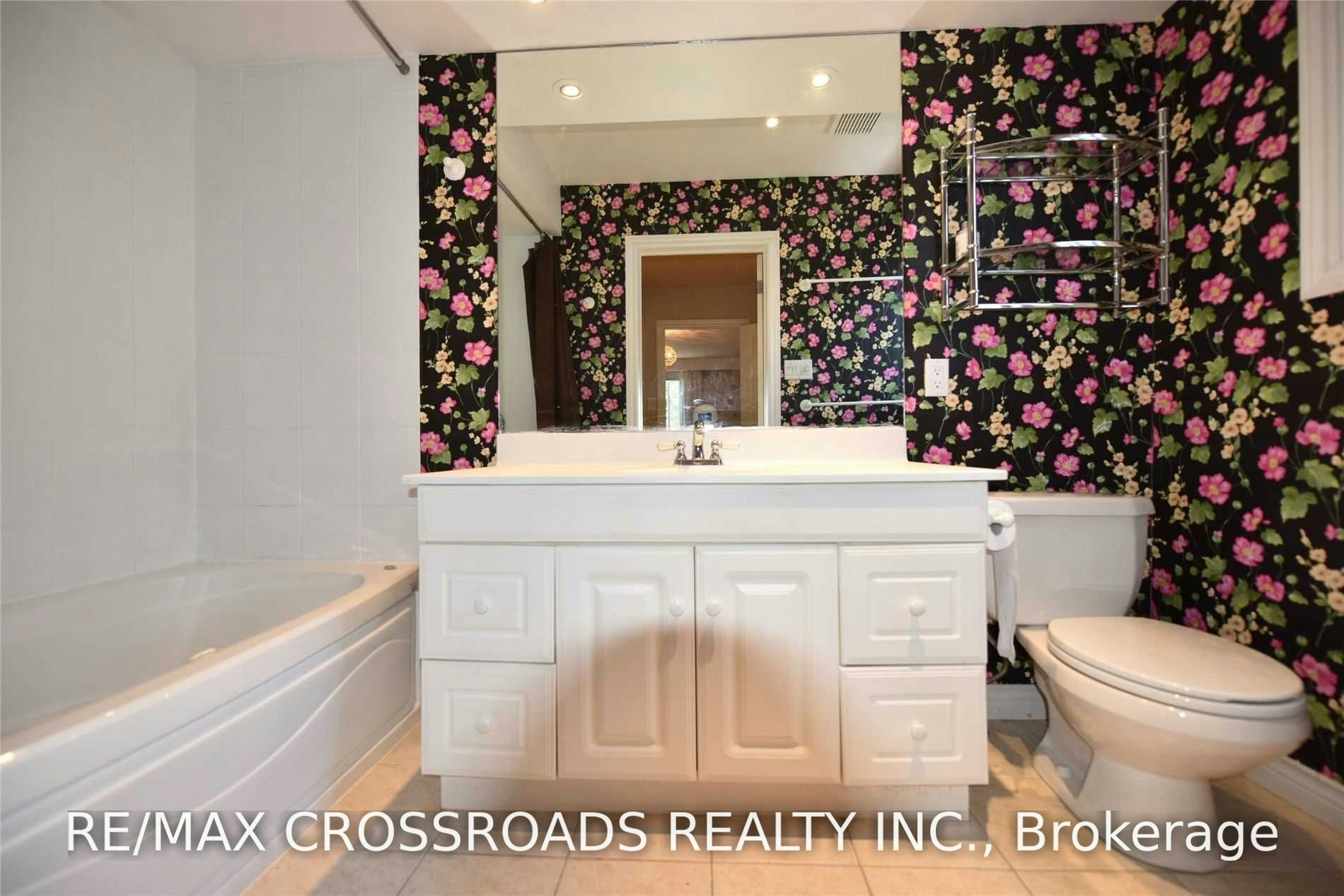 52 Emmeloord Crescent, Markham, ON, L3R 1P8 - 14