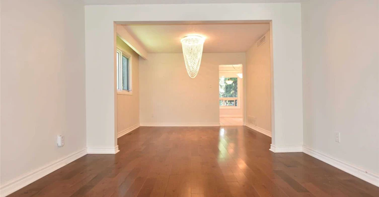 52 Emmeloord Crescent, Markham, ON, L3R 1P8 - 4
