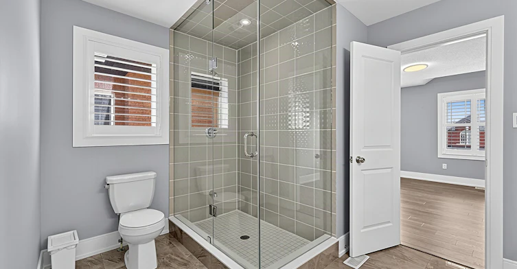 35 Tyndall Drive, Bradford West Gwillimbury, ON, L3Z 4G6 - 23
