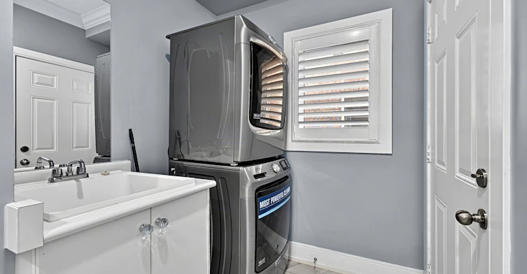 35 Tyndall Drive, Bradford West Gwillimbury, ON, L3Z 4G6 - 18