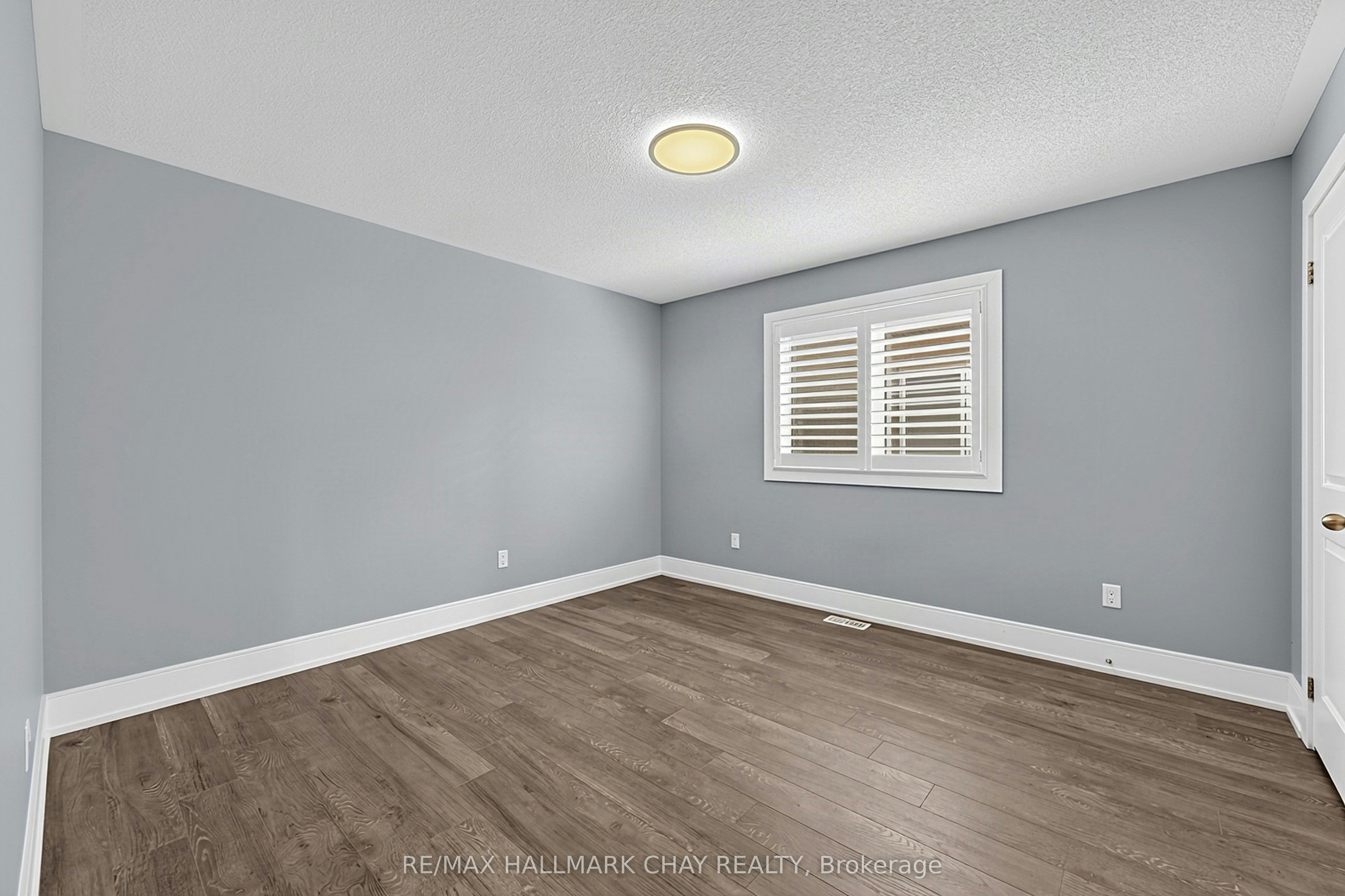 35 Tyndall Drive, Bradford West Gwillimbury, ON, L3Z 4G6 - 24