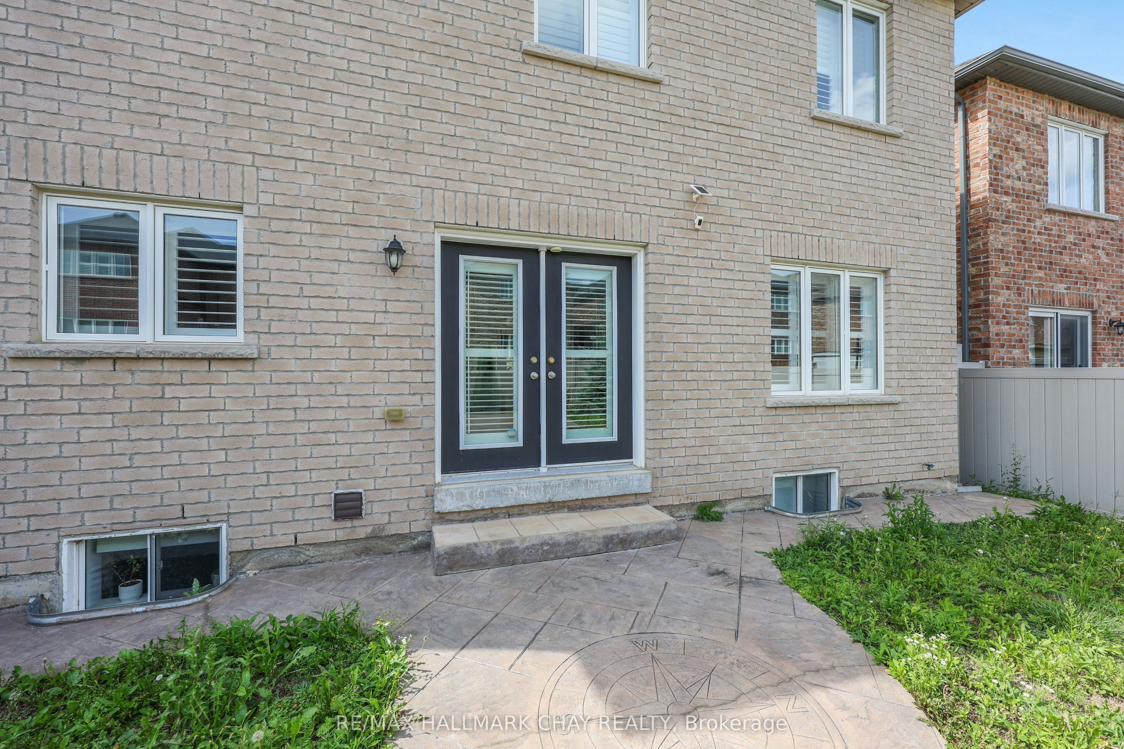35 Tyndall Drive, Bradford West Gwillimbury, ON, L3Z 4G6 - 29