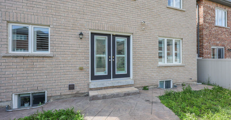 35 Tyndall Drive, Bradford West Gwillimbury, ON, L3Z 4G6 - 29