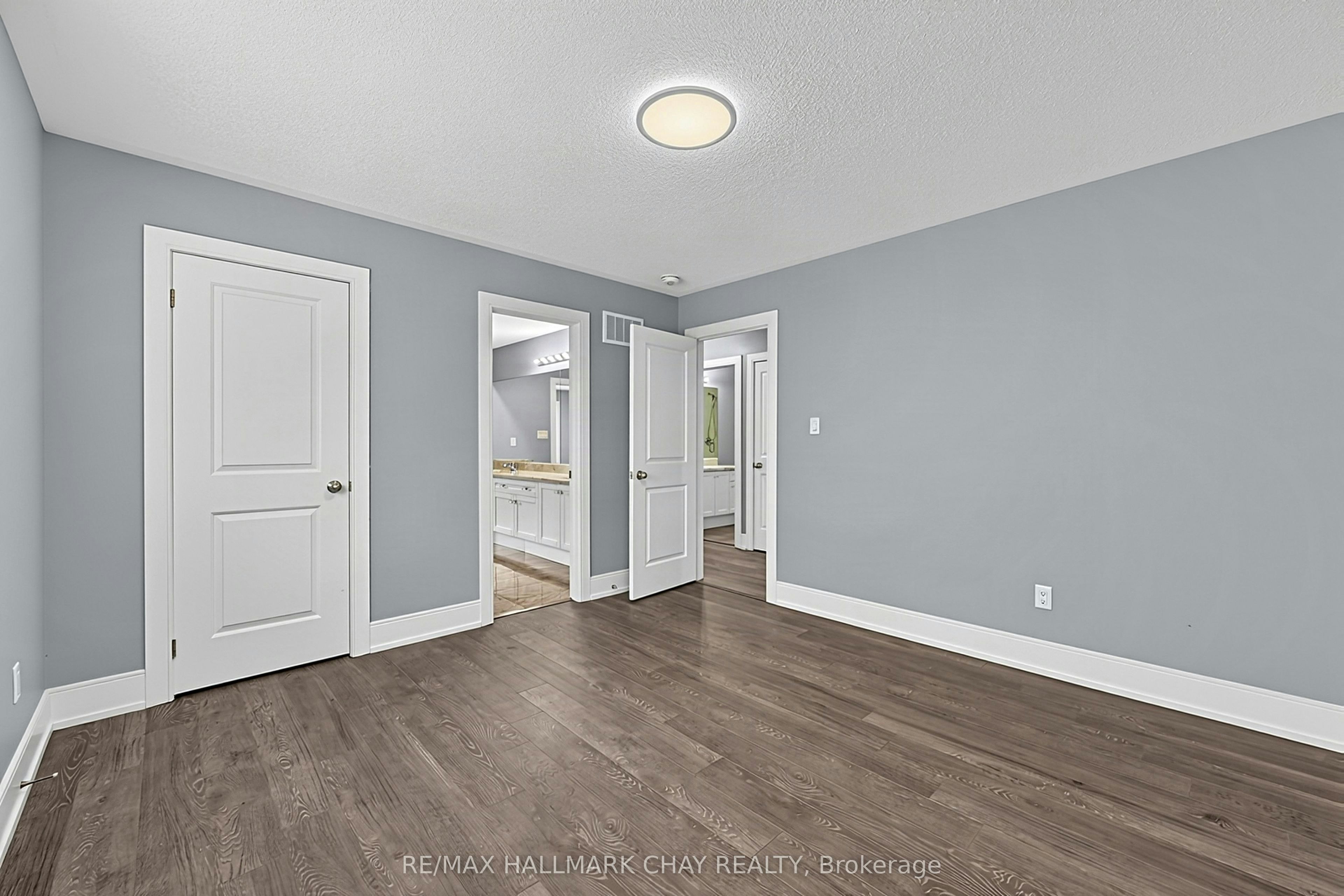 35 Tyndall Drive, Bradford West Gwillimbury, ON, L3Z 4G6 - 25