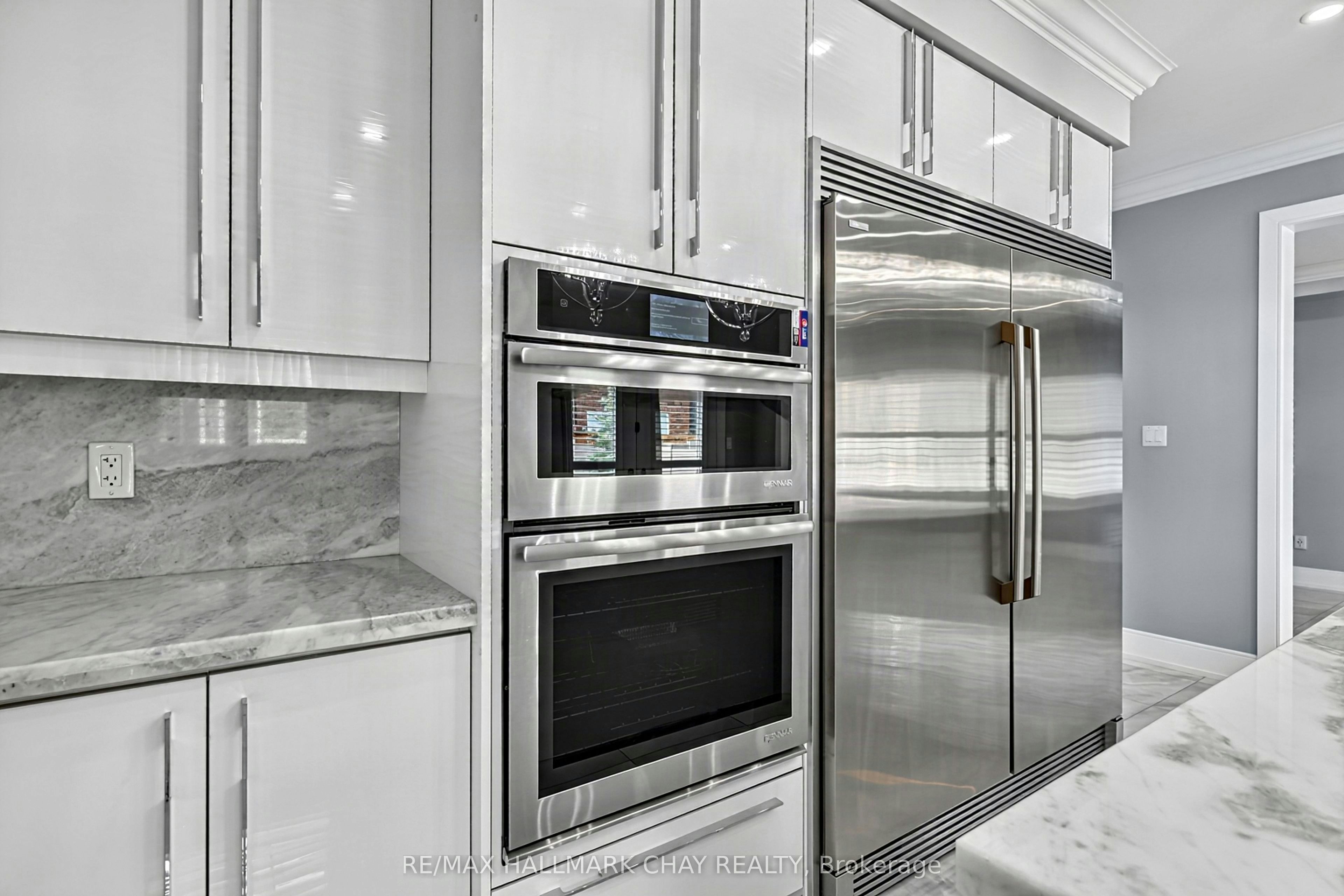 35 Tyndall Drive, Bradford West Gwillimbury, ON, L3Z 4G6 - 16