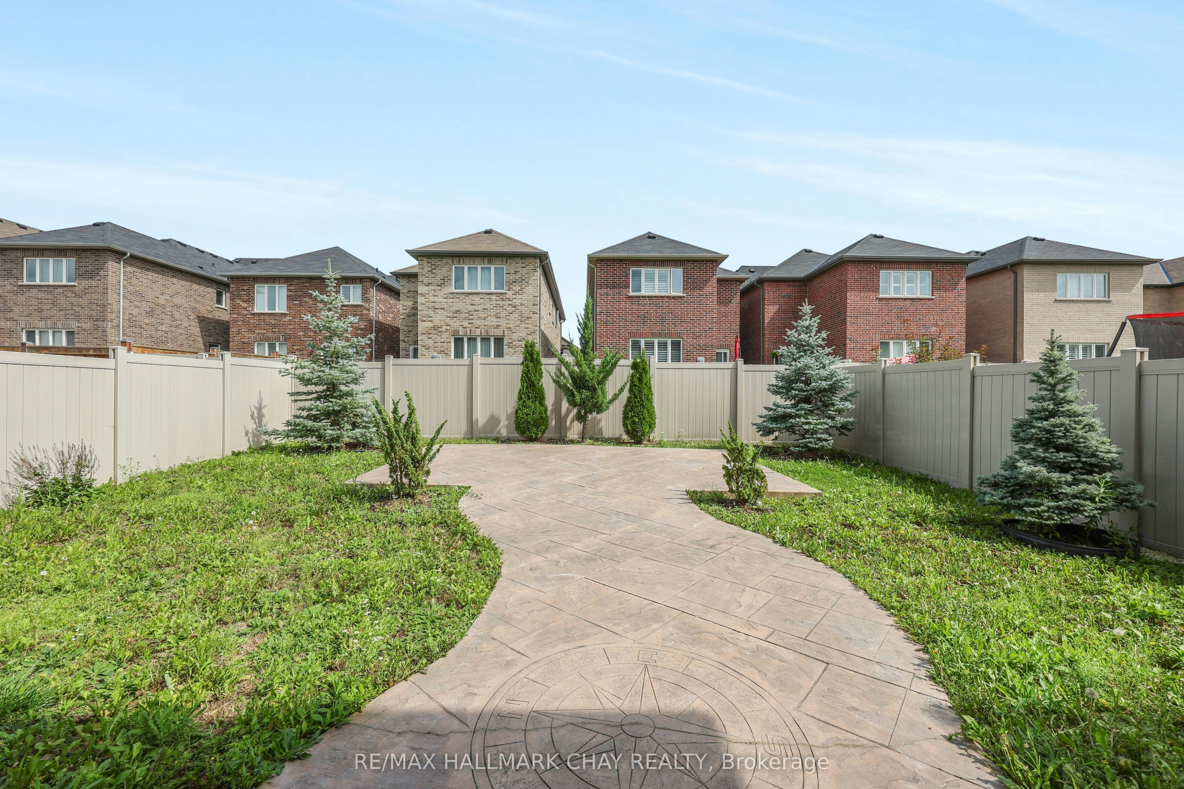 35 Tyndall Drive, Bradford West Gwillimbury, ON, L3Z 4G6 - 30