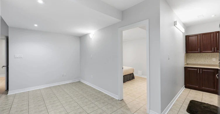 Bsmt-221 Peak Point Boulevard, Vaughan, ON, L6A 0B6 - 12
