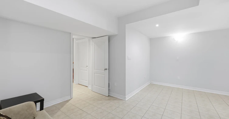 Bsmt-221 Peak Point Boulevard, Vaughan, ON, L6A 0B6 - 8