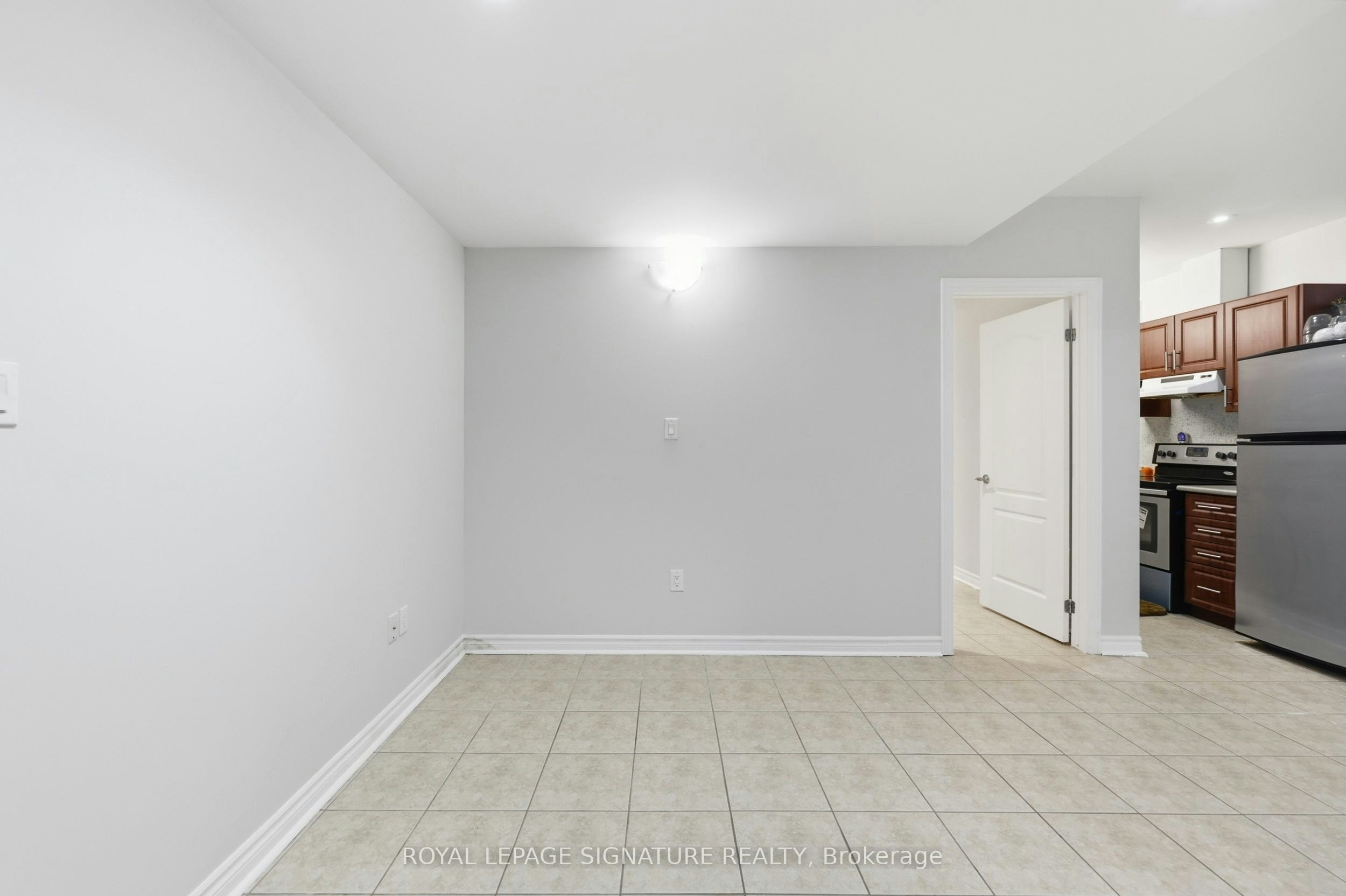 Bsmt-221 Peak Point Boulevard, Vaughan, ON, L6A 0B6 - 9