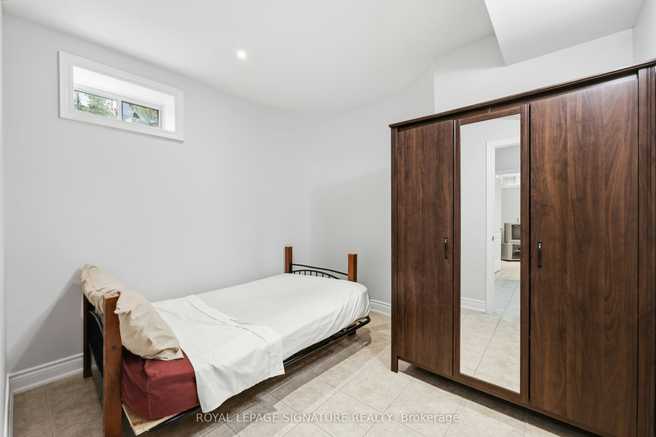 Bsmt-221 Peak Point Boulevard, Vaughan, ON, L6A 0B6 - 7