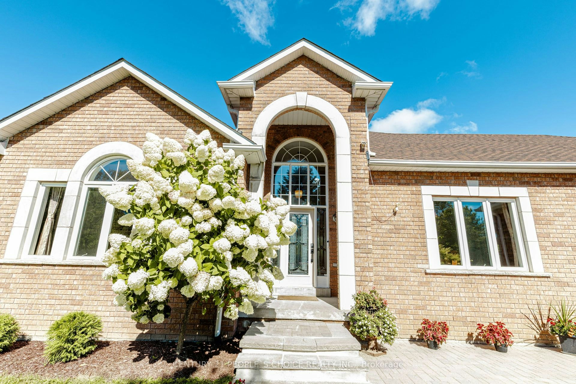 44 Deer Ridge Road, Uxbridge, ON, L0C 1A0