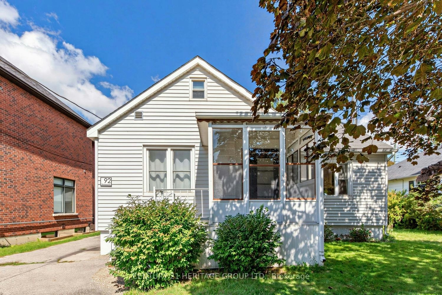 92 Kennedy Street E, Aurora, ON, L4G 1C4