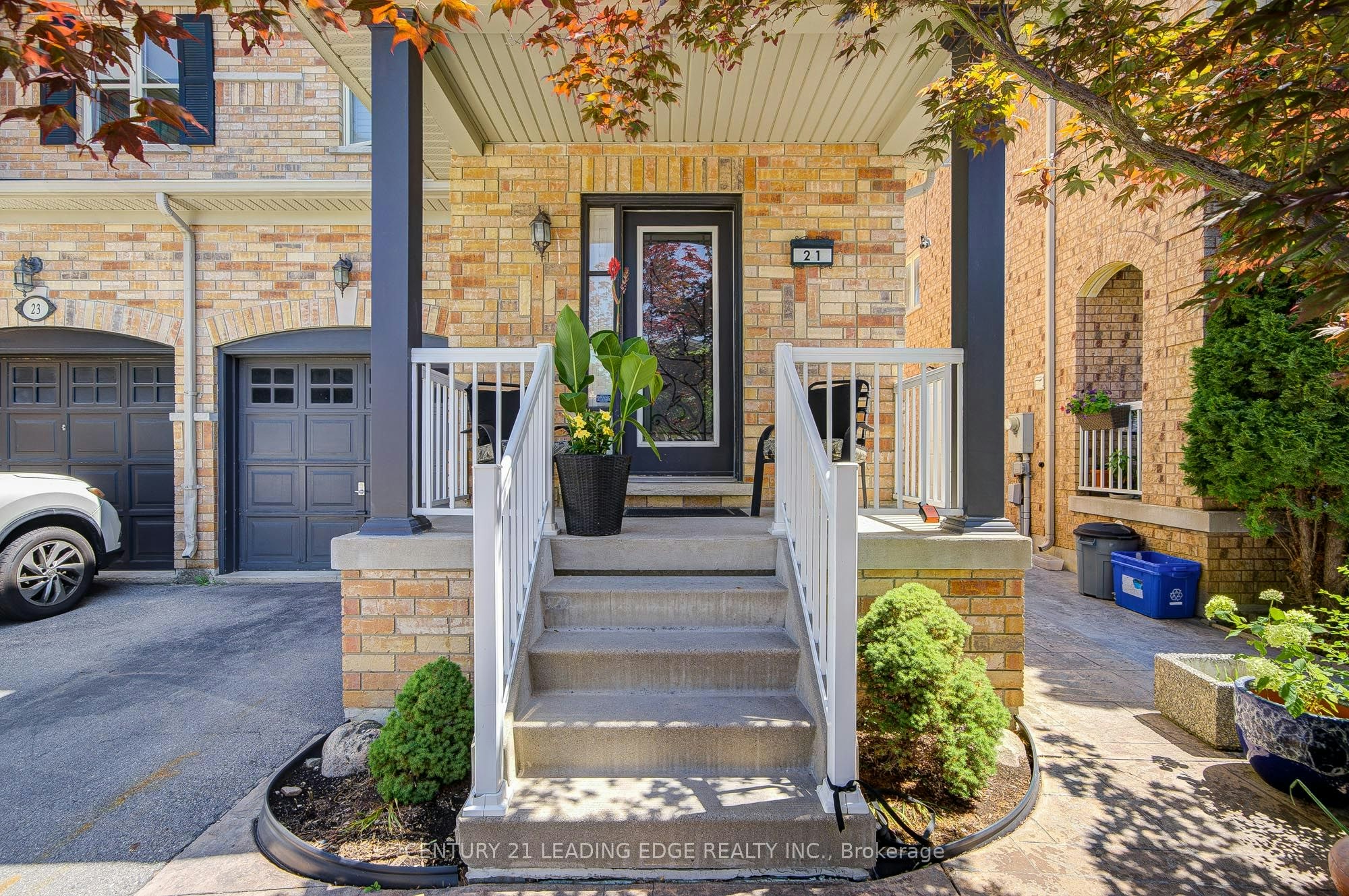 21 Treasure Hill Road, Vaughan, ON, L6A 0A6 - 2
