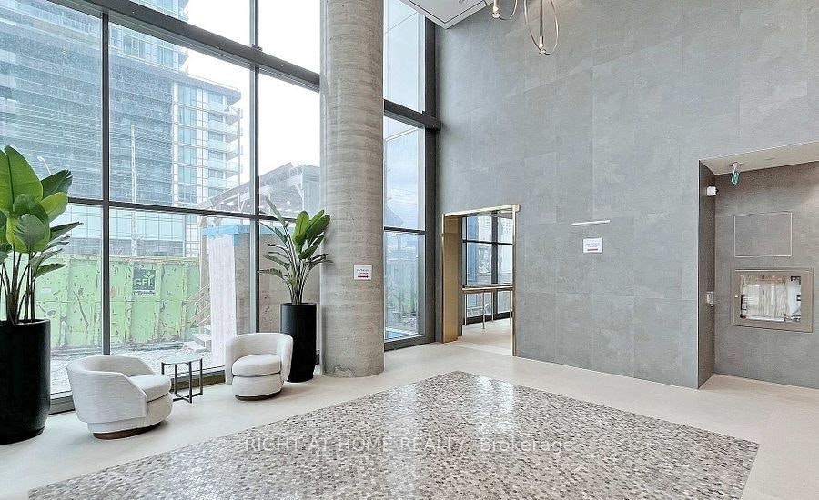 7890 Jane Street, Vaughan, ON, L4K 0A9 - 7