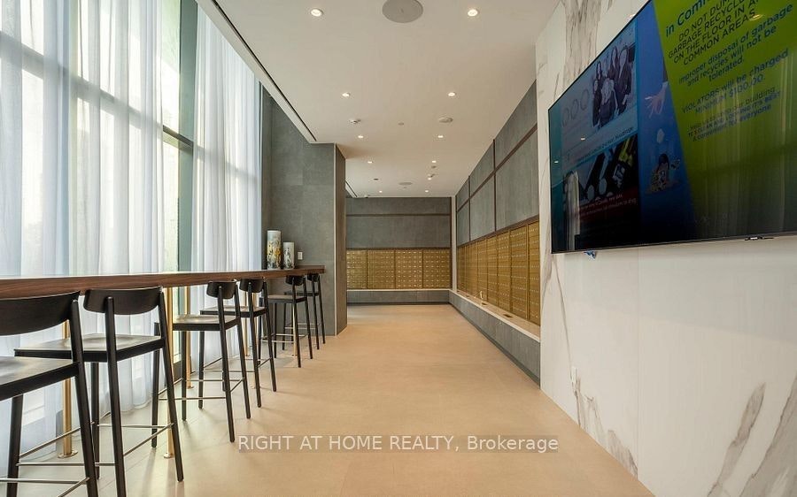 7890 Jane Street, Vaughan, ON, L4K 0A9 - 8