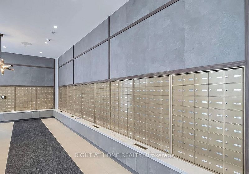 7890 Jane Street, Vaughan, ON, L4K 0A9 - 9