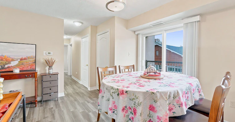 204-9944 Keele Street, Vaughan, ON, L6A 3Y4 - 9