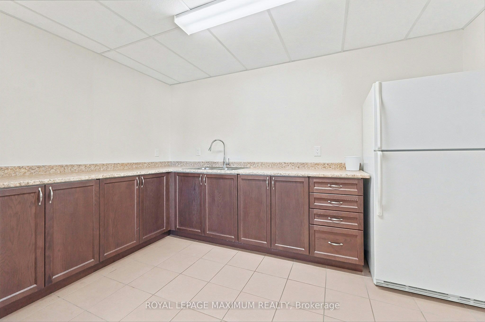 204-9944 Keele Street, Vaughan, ON, L6A 3Y4 - 21
