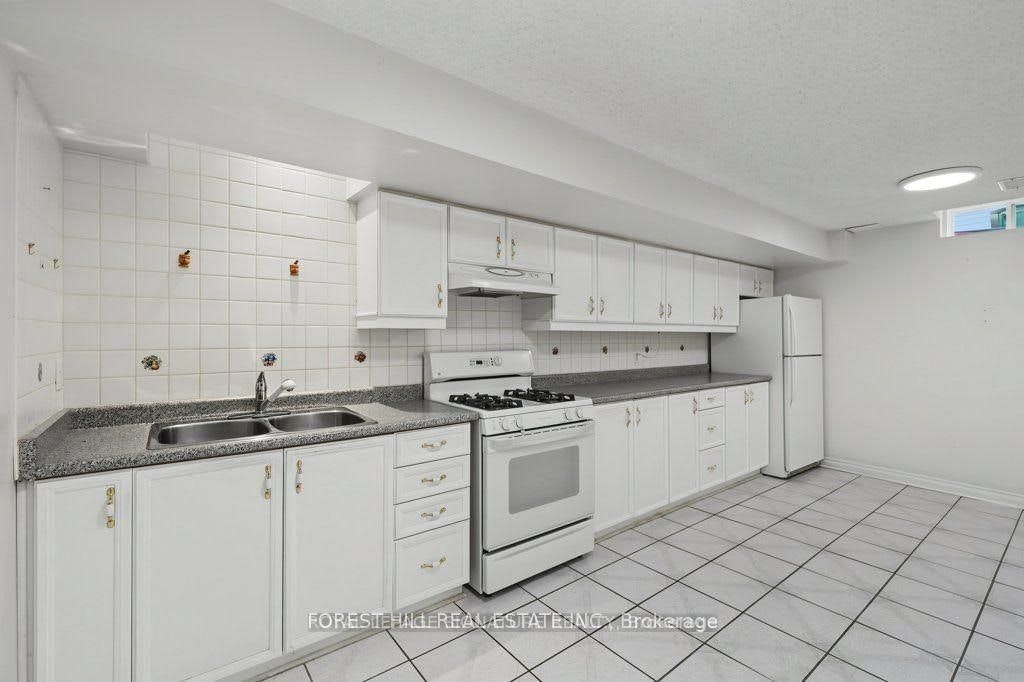 Bsmt-46 Gianmarco Way, Vaughan, ON, L6A 3J3 - 4